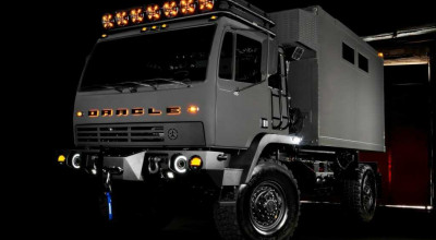 Oracle Lighting Upgrades A Vintage Army Truck From The 1980s - Photo