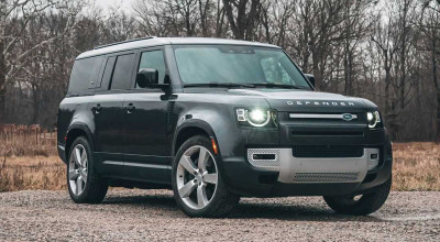 Exploring the Versatile 2023 Land Rover Defender: A Top Contender for Your Next Vehicle? - Photo
