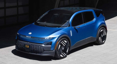 Fisker Pear Debuts at LA Auto Show with Revolutionary See-Through A-Pillar - Photo