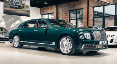 The Queen's Bespoke Mulsanne Joins Bentley Heritage Collection as a Royal Relic - Photo