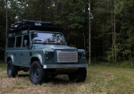Osprey Custom 4x4 Overhauls Land Rover Defender With Corvette V8 Engine - Photo