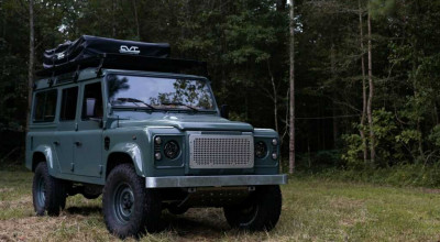 Osprey Custom 4x4 Overhauls <span style='background: #ff0000'>Land</span> <span style='background: #ff0000'>Rover</span> <span style='background: #ff0000'>Defender</span> With Corvette V8 Engine - Photo