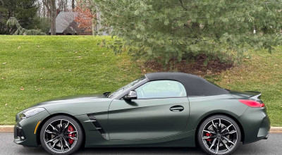 BMW Z4 M40i Welcomes Manual Transmission: A Shift to Tradition - Photo