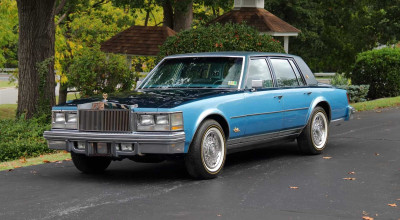 Elvis Presley’s Lavish Love for Cadillacs: The Tale of a $44,349 Seville - Photo