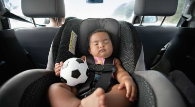 Safe Snoozing: How to Ensure Your Baby's Safety in Car Seats - Photo