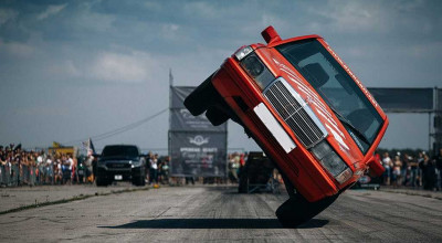 The Moose Test: A Critical Maneuverability Test for Cars - Photo