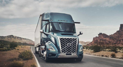 Volvo's Game-Changing VNL Class 8 Tractor: A Trucking Revolution - Photo
