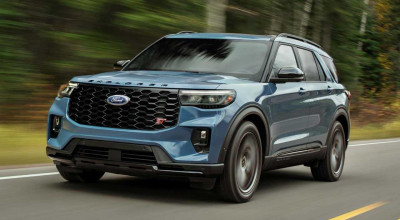 Revolutionized 2025 Ford Explorer: A New Era of SUV Luxury and Power - Photo