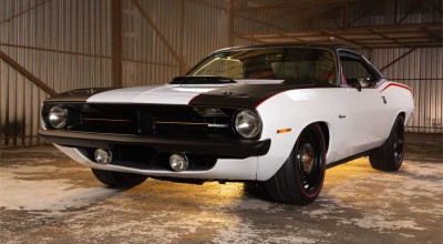 Burgercuda: McDonald's Ultimate Burgermobile Rolls Out! - Photo