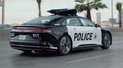 Saudi Arabia Unveils Lucid Air Police Cars with Launching Drones - Photo