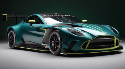 Aston Martin Vantage GT3: Stealthy Debut, Track Dominance - Photo