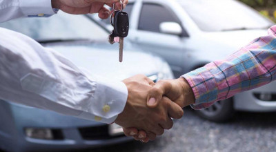 Smart Selling: How to Dodge Car-Selling Scams and Seal a Safe Deal - Photo