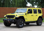 Jeep Recalls 200,000 Hybrid SUVs for Windshield Defroster Issue - Photo