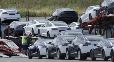 Strangest Car Recalls Ever: Spiders, Missing Brakes, and Exploding Logos - Photo