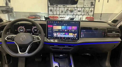 The Volkswagen Magotan Is Setting Trends With Triple-Screen Interface In China - Photo