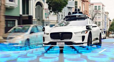 Robotaxi Reality Check: Hype Crashes in San Francisco's Chaotic Streets - Photo