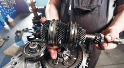 Transmission Troubles: Recognizing the Warning Signs - Photo