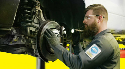 Understanding Air Brakes: How Semi-Trucks Stop Safely - Photo