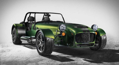 Last Chance To Own A Legend: Caterham's Final Edition 485 And 485 CSR - Photo
