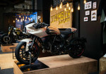 Ducati Promotes Customization With CR24I And RR24I Scramblers At London Show - Photo