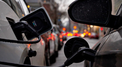 Navigating the Best Cities and States for Electric Vehicle Owners - Photo