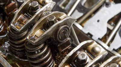 Why Your Car Might Need an Engine Flush: Exploring the Benefits and Risks - Photo