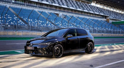 2025 Volkswagen Golf R And Variant Bring Stylish Updates And More Power - Photo