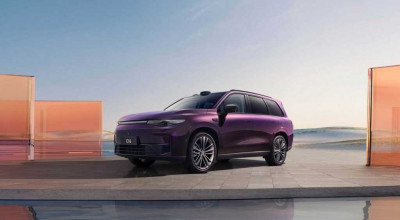 <span style='background: #ff0000'>Leapmotor</span> Expands Lineup With Sleek New C16, Available In Hybrid And Electric Versions - Photo