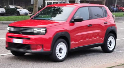 Spy Shots Reveal Fiat's Entry-Level Grande Panda RED In Italy - Photo