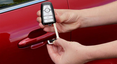 Unlocking Convenience: Ford's SecuriCode Keypad Keyless Entry System - Photo