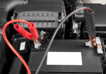 Jump-Starting Your Car: When and How to Use Jumper Leads Effectively - Photo
