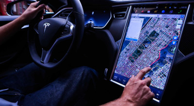 Unfreeze Your Tesla Touchscreen: Quick Fixes for When Tech Gets Temperamental - Photo