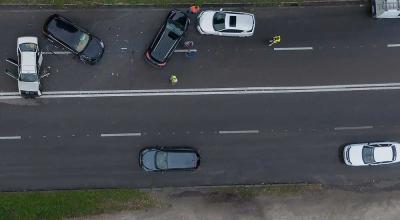 Emergency Roadside Assistance: What to Do at an Accident Scene - Photo