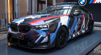 BMW M5 Debuts As MotoGP Safety Car With 717 HP Hybrid Power - Photo