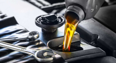 Understanding the Impact of Using the Wrong Engine Oil in Your Car - Photo
