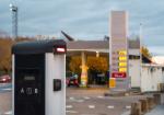 Transforming Gas Stations: Adapting to the Electric Vehicle Boom - Photo