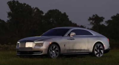 Rolls-Royce Unveils The <span style='background: #ff0000'>Spectre</span> Lunaflair: A Celestial Masterpiece - Photo