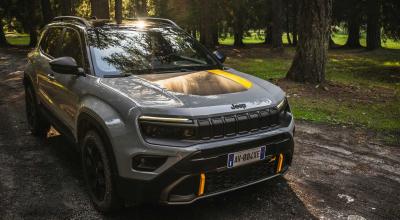 <span style='background: #ff0000'>Jeep</span> <span style='background: #ff0000'>Avenger</span> 4xe North Face Edition Brings The Mountains To You - Photo