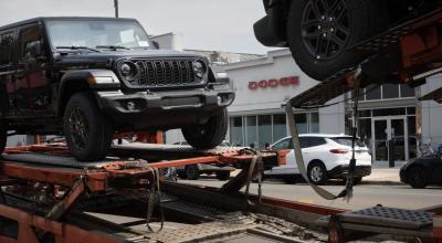 Auto Earnings Analysis: Tesla and GM Excel, Ford Faces EV Challenges - Photo