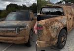 Rivian R1T Survives Hurricane Floods and Drives Away Like a Champ - Photo