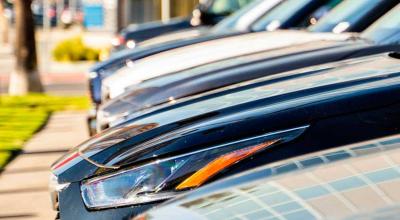 2024 Auto Sales <span style='background: #ff0000'>Review</span>: Winners and Strugglers in the Car Market - Photo