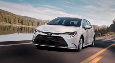 Best Long-Lasting Cars for Your Money - <span style='background: #ff0000'>iSeeCars</span> Study Highlights - Photo