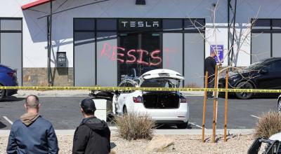 FBI Investigates Wave Of Attacks On Tesla Cars And Dealerships - Photo