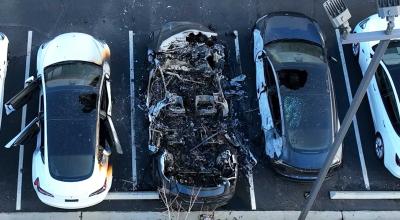 Tesla Owners Face Vandalism, Rate Hikes, and Regret Amid Rising Tensions - Photo