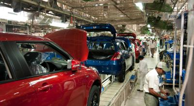 The $10 EV Battery: Why Automakers Still Won't Build Cheap Cars - Photo