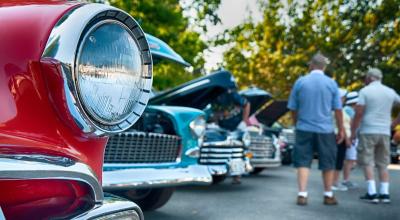 Classic Car Market Cools: Iconic Rides Getting More Affordable! - Photo