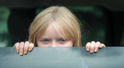 Car Window Won't Roll Up? Common Problems & Fixes - Photo