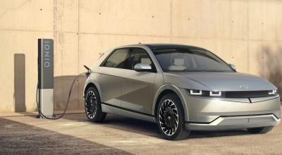 Hyundai Adds Google Places To Built-In Navigation for Easier Local Search - Photo