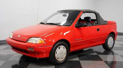 Geo Metro Convertible: From Automotive Punchline to Collector's Item - Photo