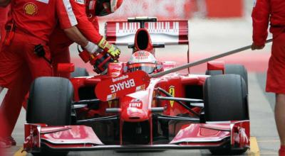 F1 Refueling: The Risky Era of Lightning-Fast Pit - Photo